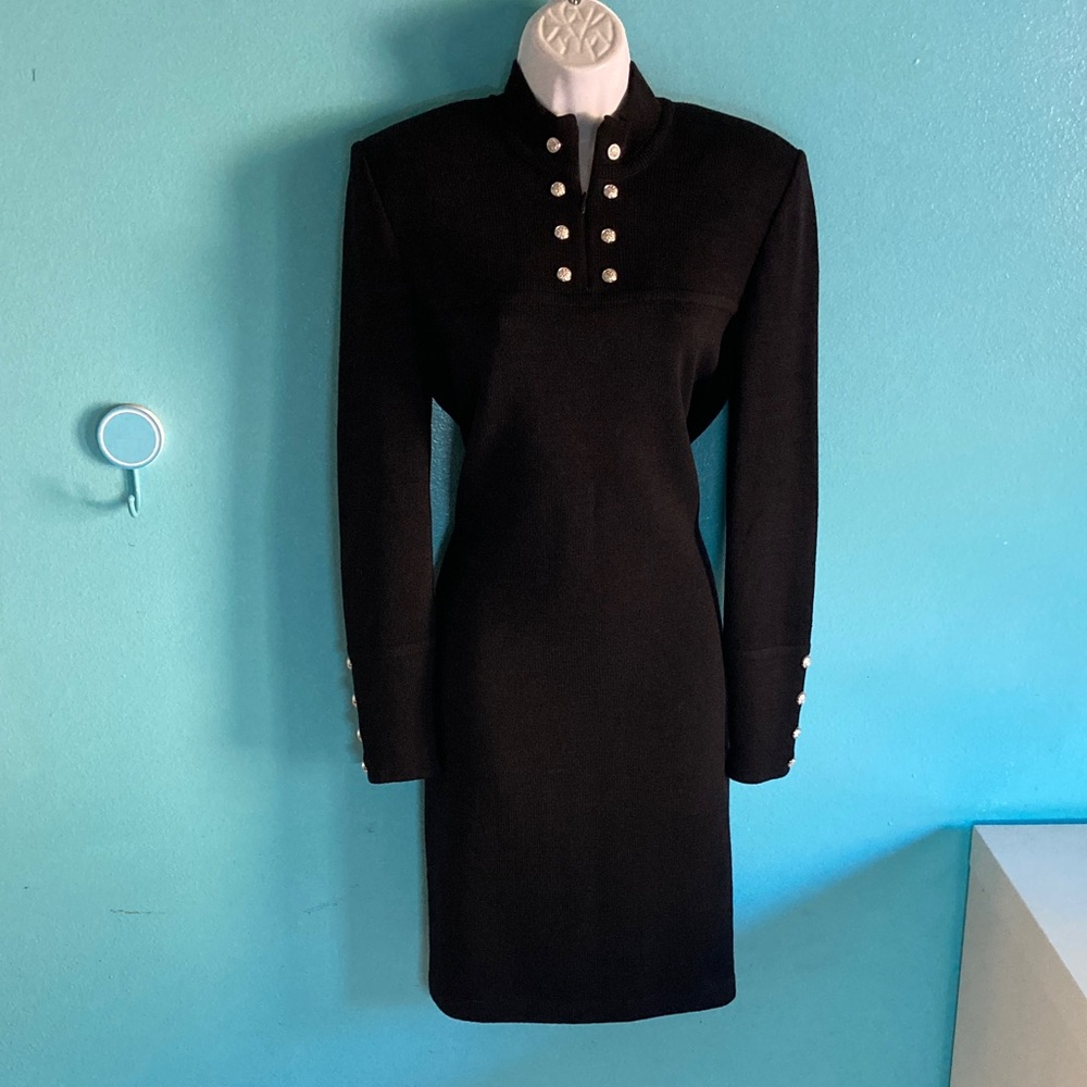 St. John Evening Basics Black Knit Dress Size M /8 with Silvertone Buttons - Picture 6 of 12